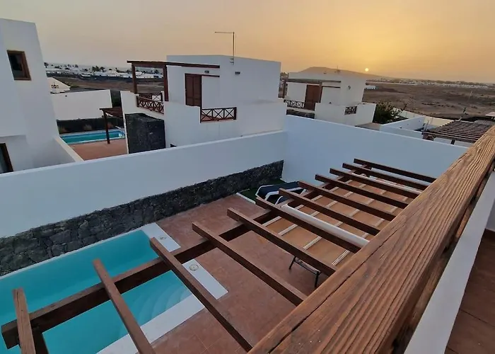 Villa Naay