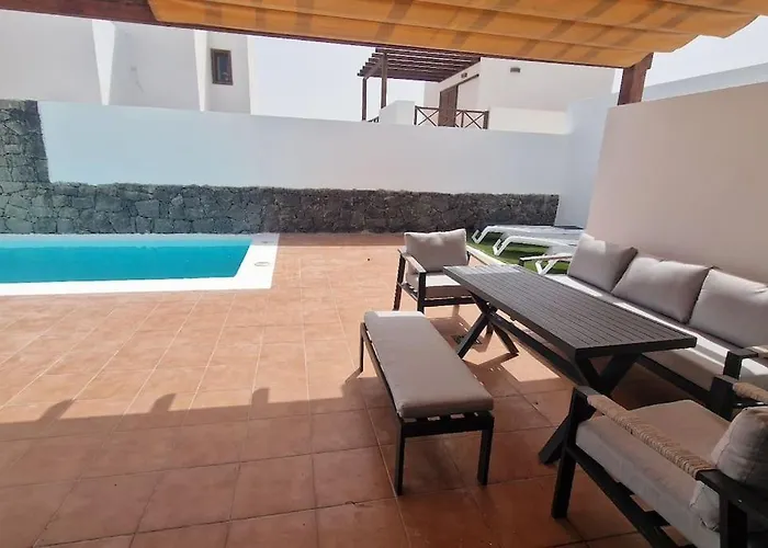 Villa Naay